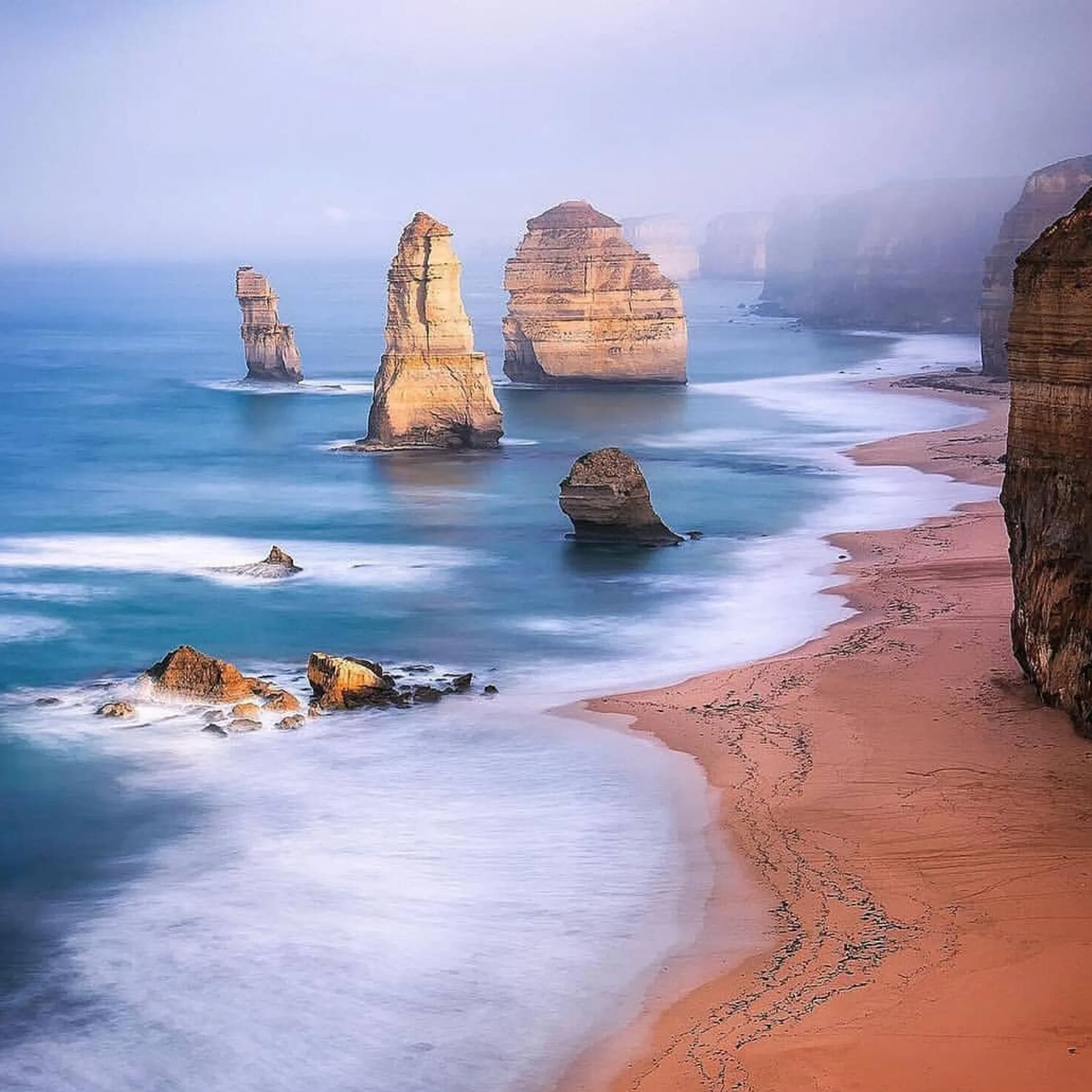 twelve apostles limestone stacks ocean coastline australia